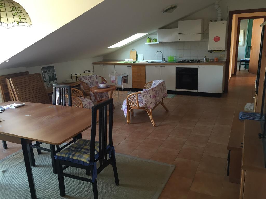 Mansarda Mare Apartment Altidona Room photo